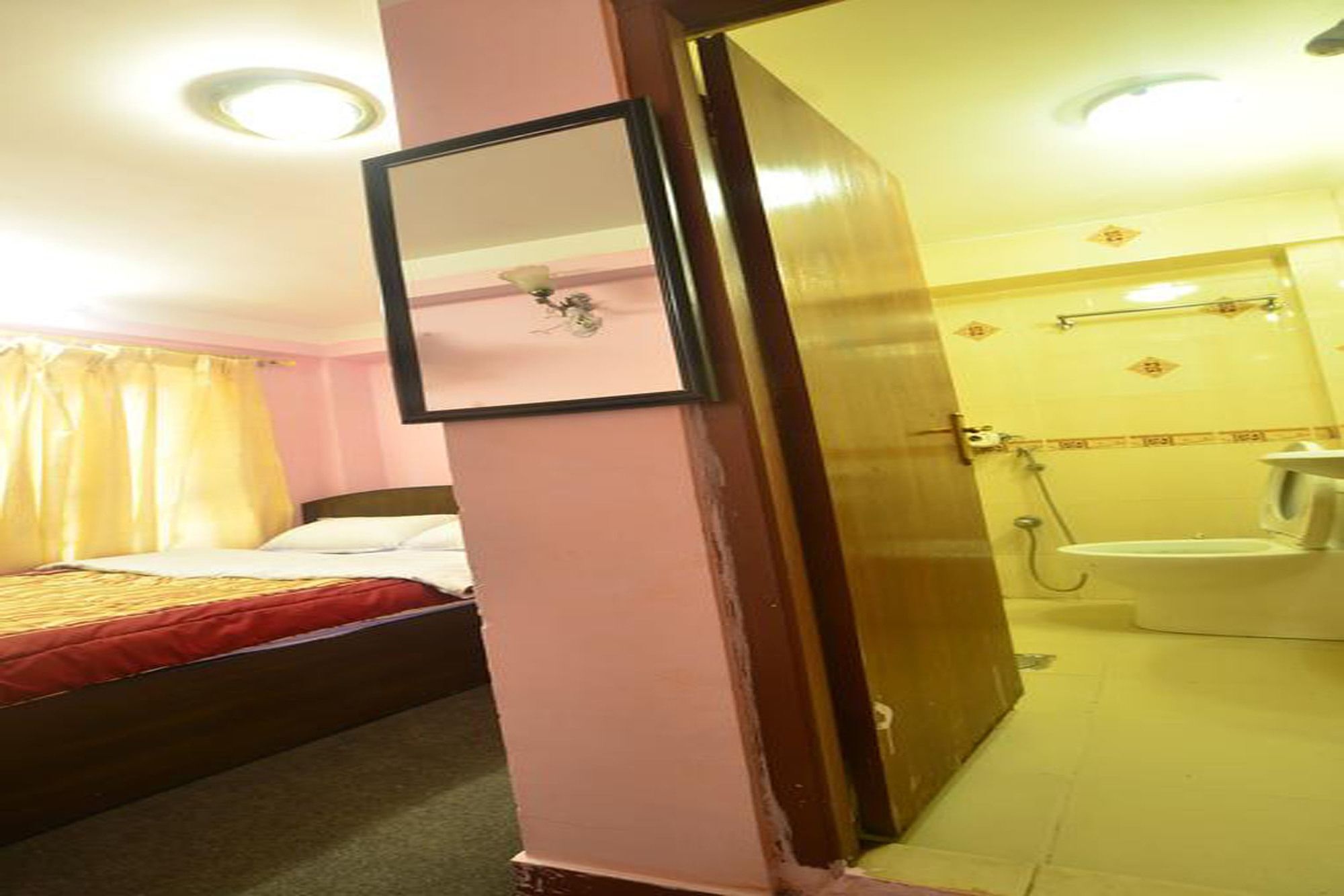 Heart Of Bhaktapur Guest House Екстериор снимка